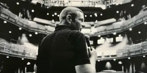 Slider-images_0000s_0027_Background